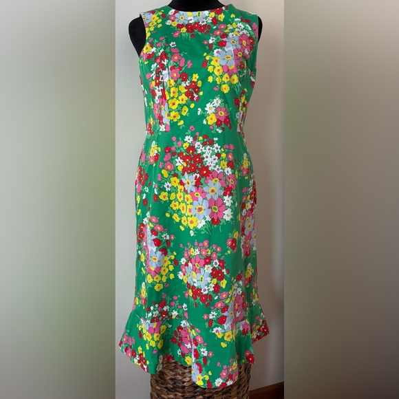 Talbots Dresses & Skirts - Talbots Dress Green with flowers Ruffle bottom Size6 70’s vibes